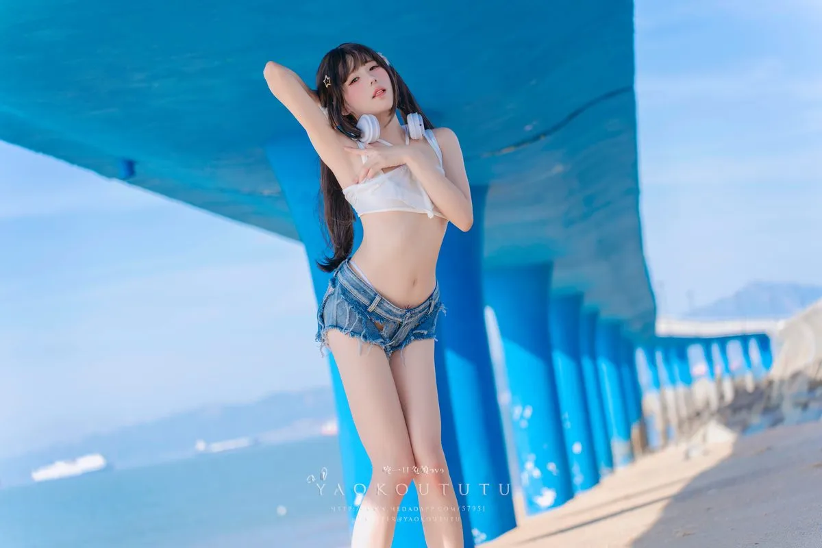 Coser@黏黏团子兔 – 八月订阅 海音旋律 Mr.Chu44