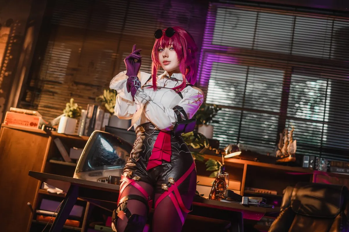 Coser@九言 – 卡夫卡24