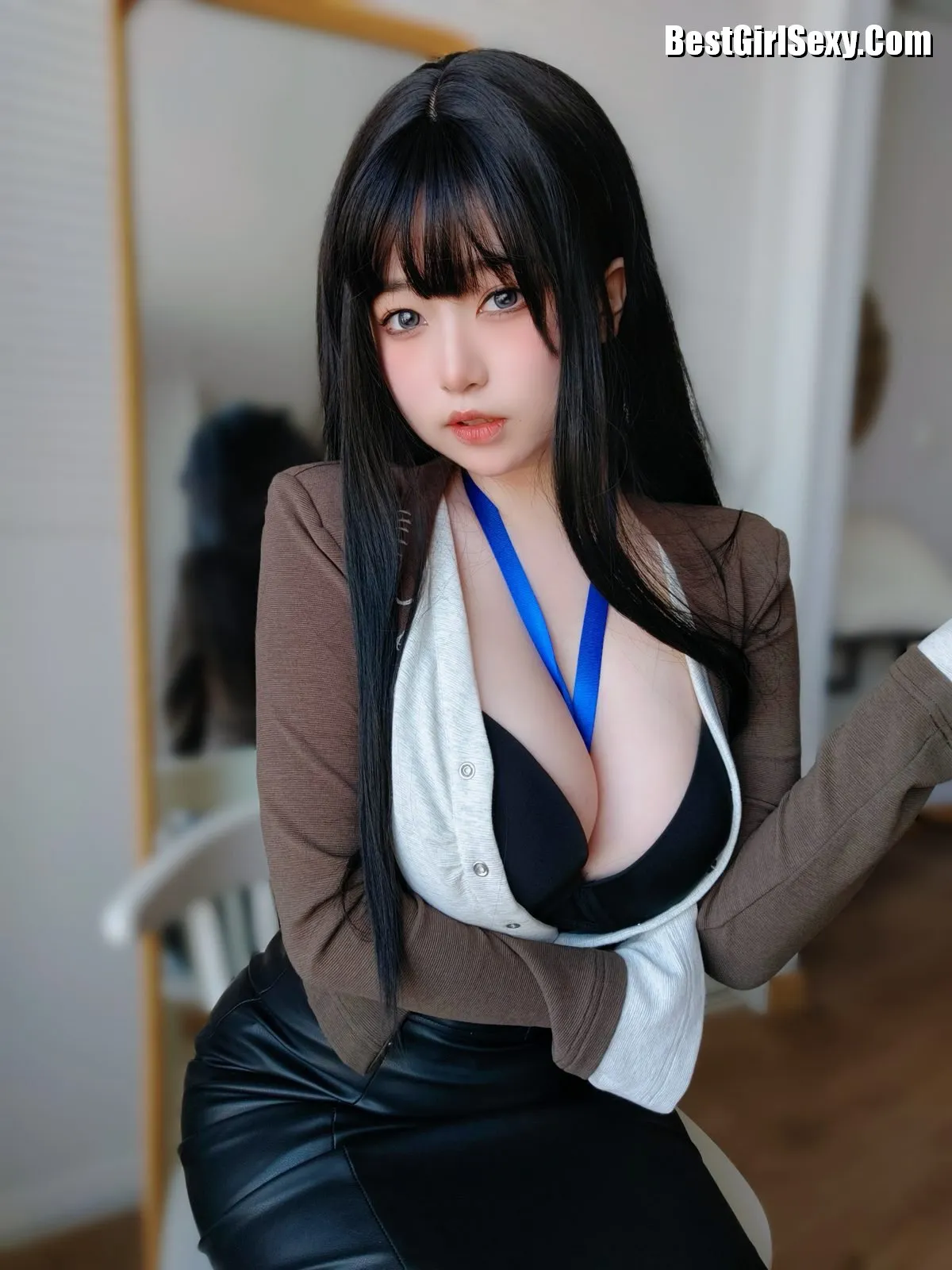 Coser@女主K – 上司的秘密 B9