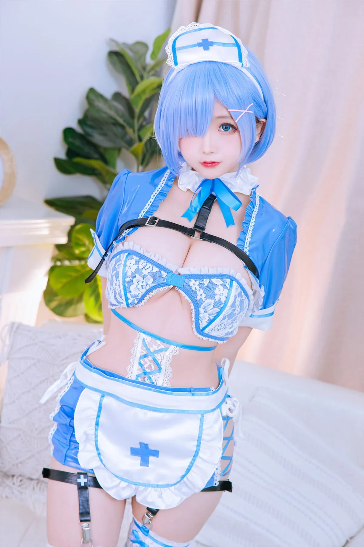 Coser@日奈娇 – 蕾姆蓝色护士19