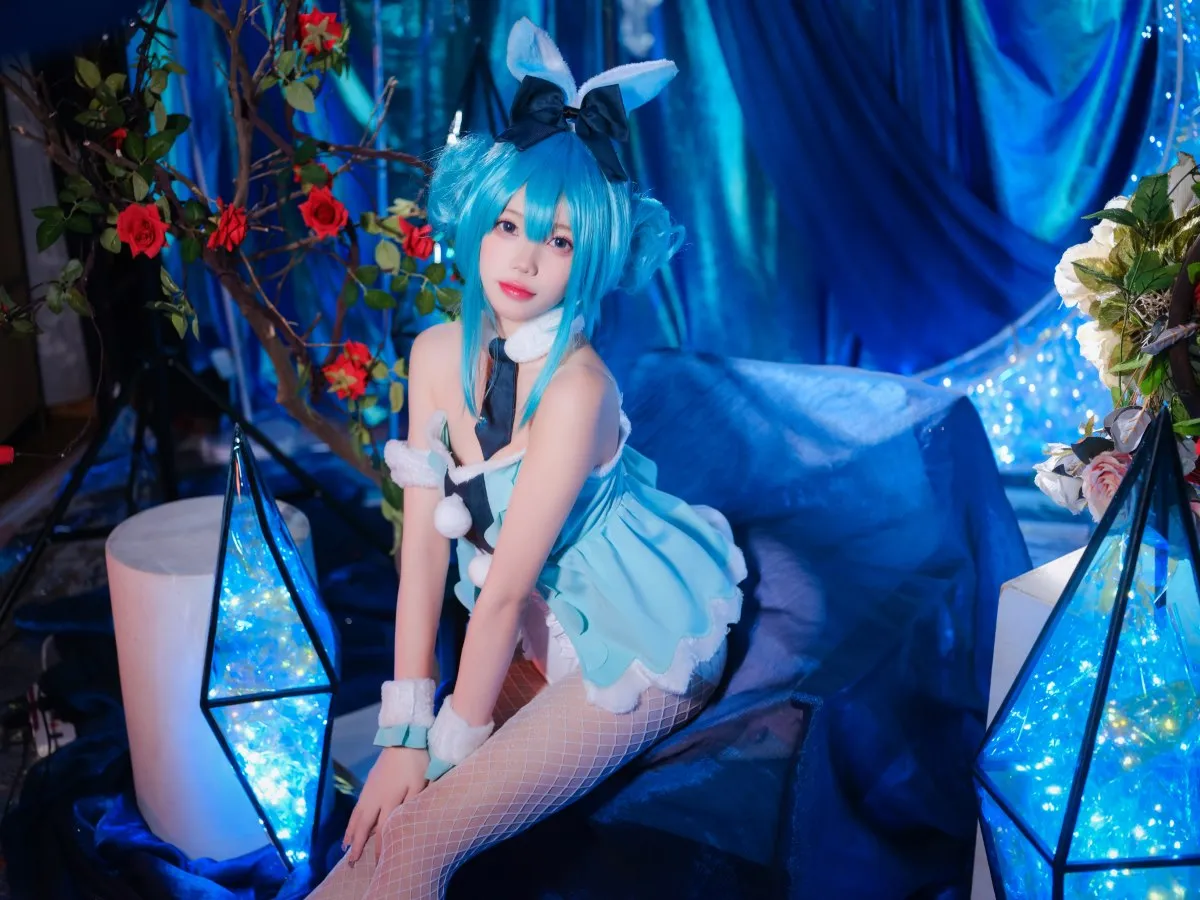 Coser@黏黏团子兔 – MIKU初音未来兔女郎11