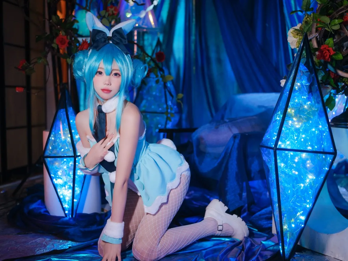 Coser@黏黏团子兔 – MIKU初音未来兔女郎13