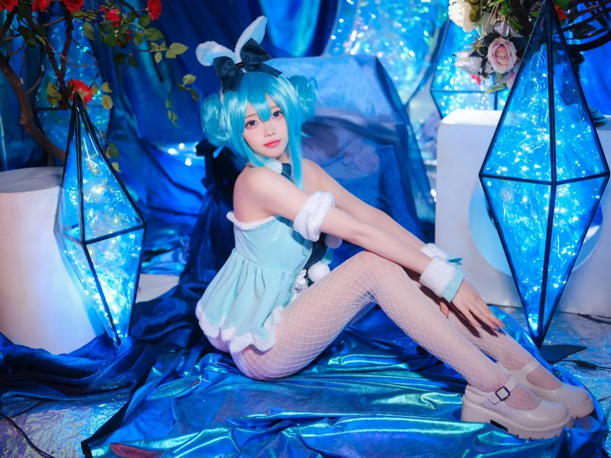 Coser@黏黏团子兔 – MIKU初音未来兔女郎6