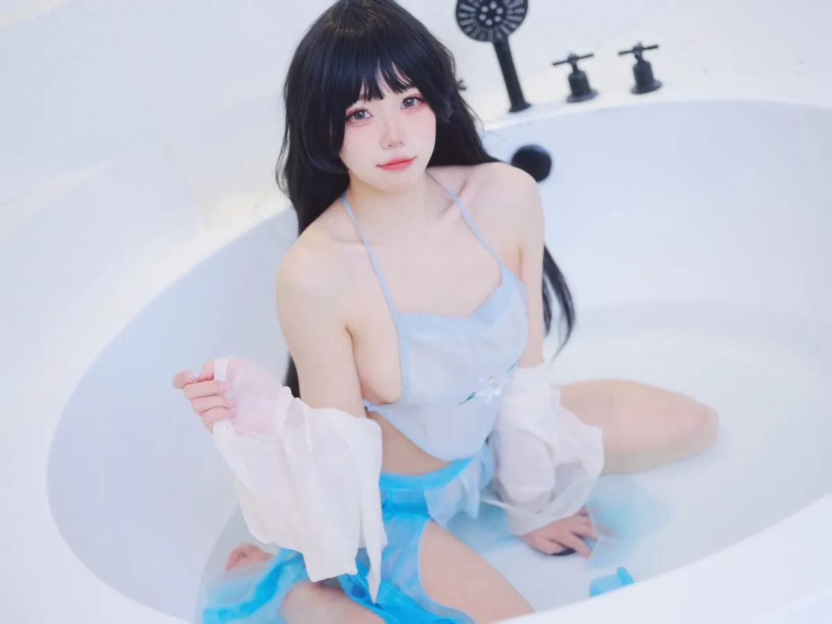 Coser@黏黏团子兔 – 古风情趣三套3