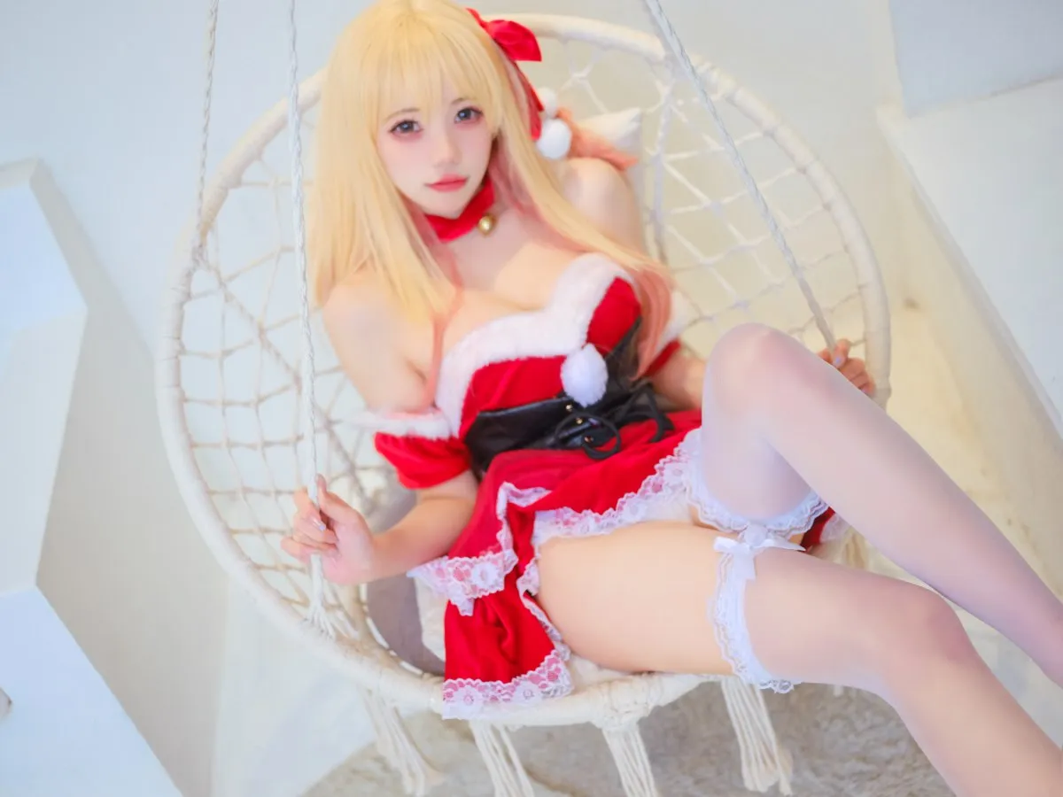 Coser@黏黏团子兔 – 喜多川海梦圣诞5