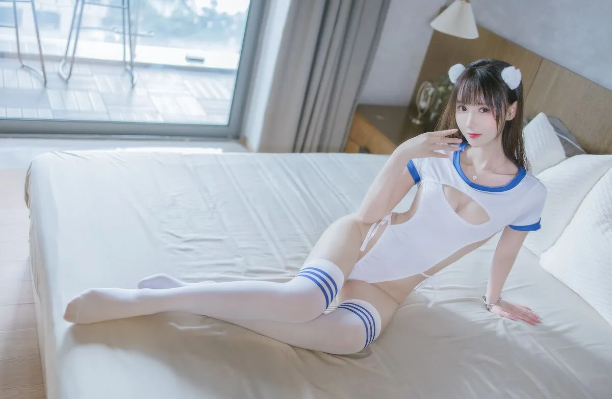 Coser@羽生三未 – 蓝白私房39