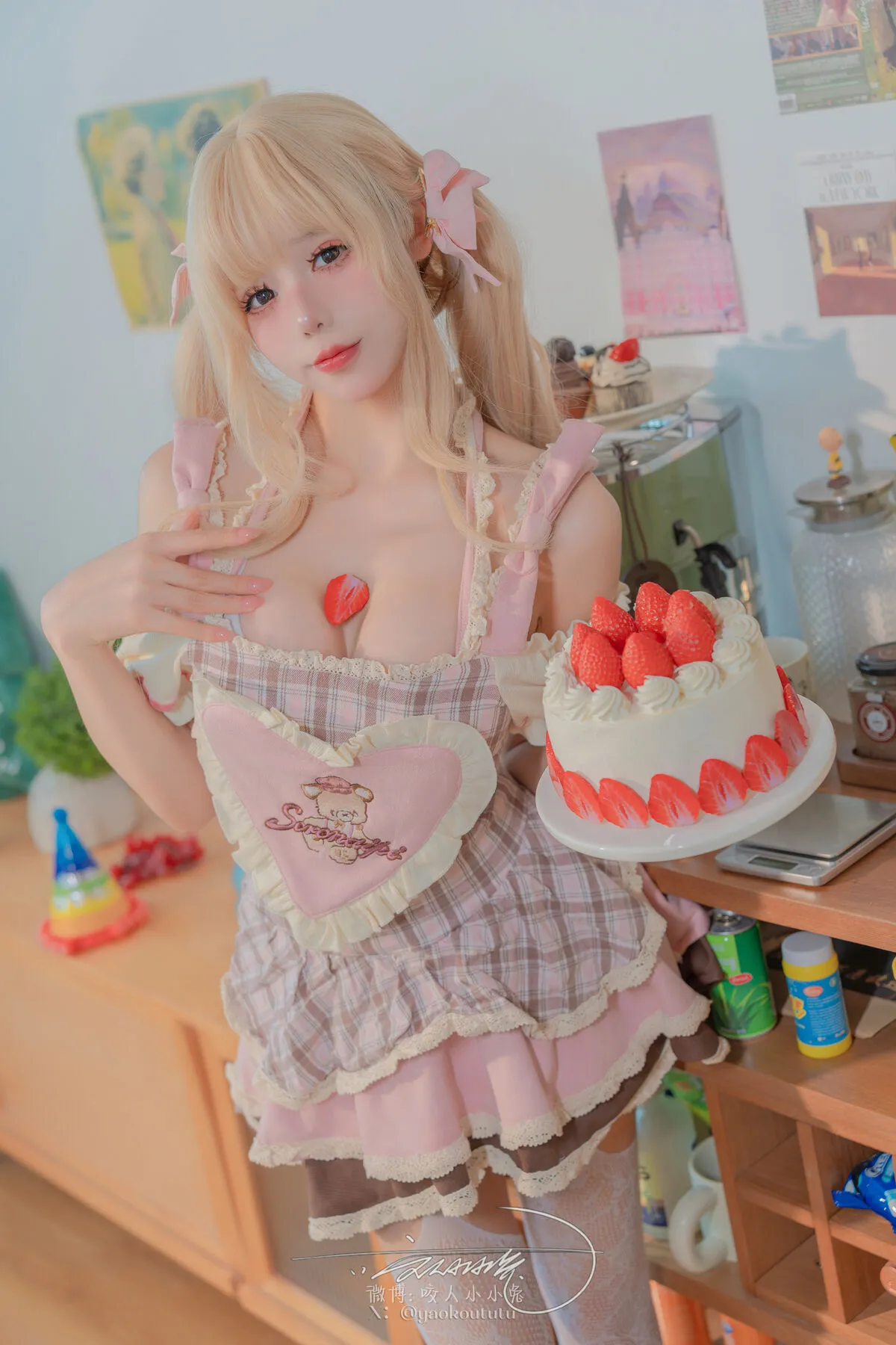 Coser@黏黏团子兔 – 居家甜妹 超级敏感76