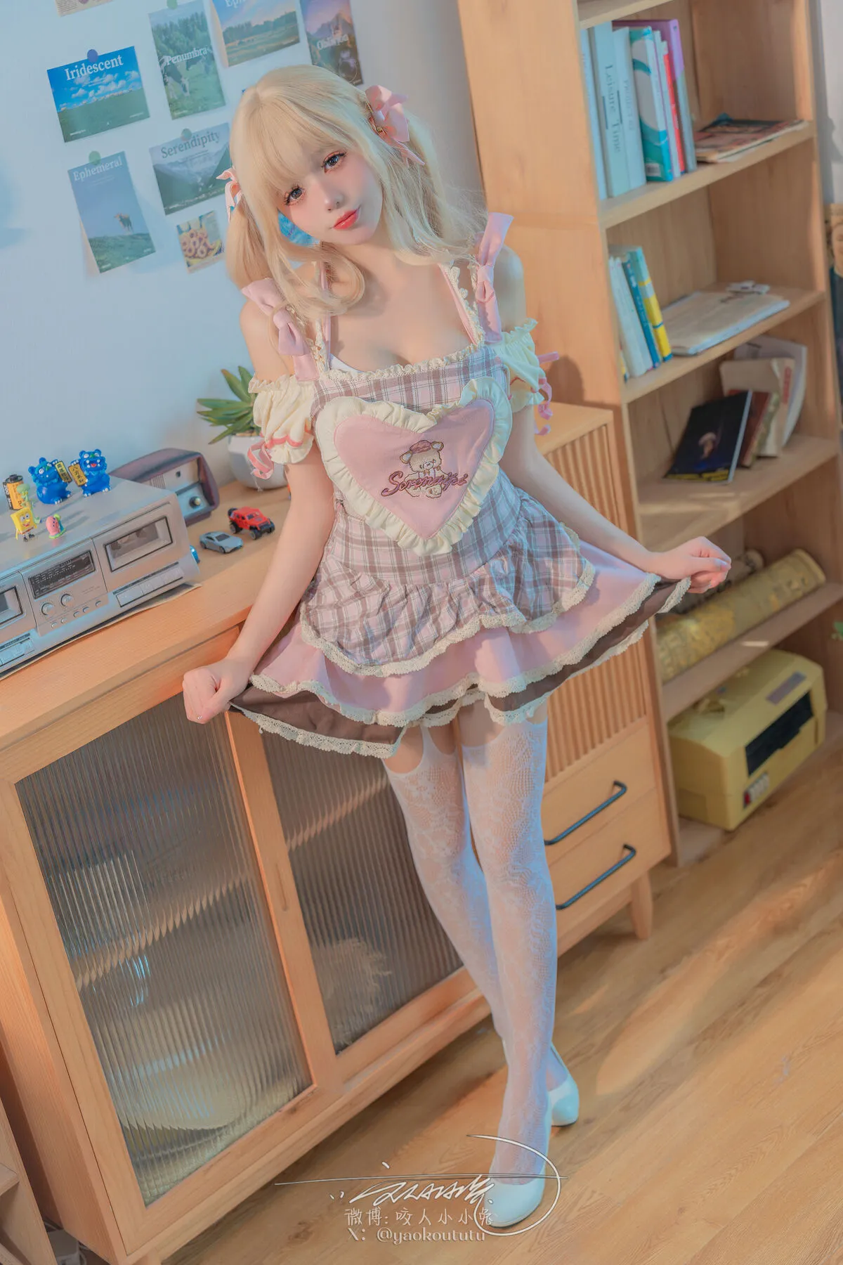 Coser@黏黏团子兔 – 居家甜妹 超级敏感9