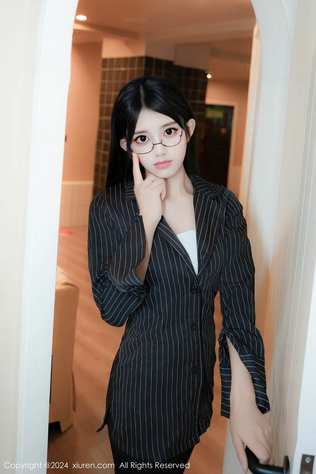 XiuRen秀人网第8802期美少女写真 17